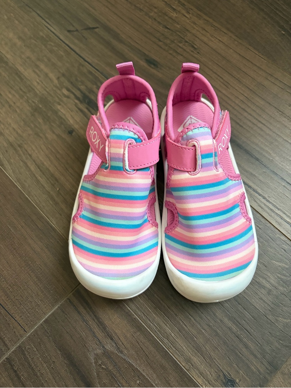 Roxy Kids Pink Multicolor Stripe Water Shoes